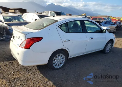 2016 Nissan Versa S z USA, uszkodzony, nr VIN 3N1CN7AP8GL826713